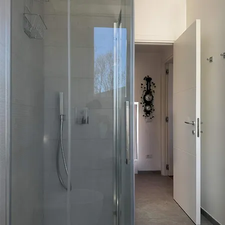 Homeby - The Clover شقة ميلان